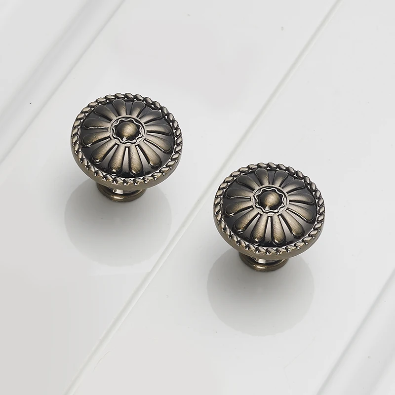 Vintage dresser handles knobs Kitchen Knobs And Handles Dresser