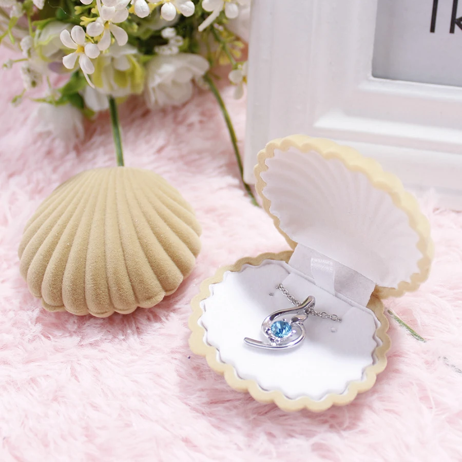 1 Piece Velvet Wedding Engagement Ring Box Shell Shape Earrings Necklace Bracelet Jewelry Cases Display Gift Box Holder