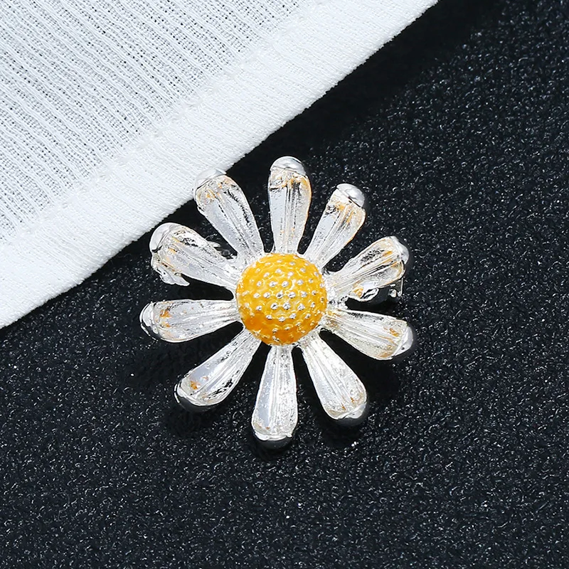 Enamel White Sun Flower Brooches Corsage Daisy Clothes Accessories