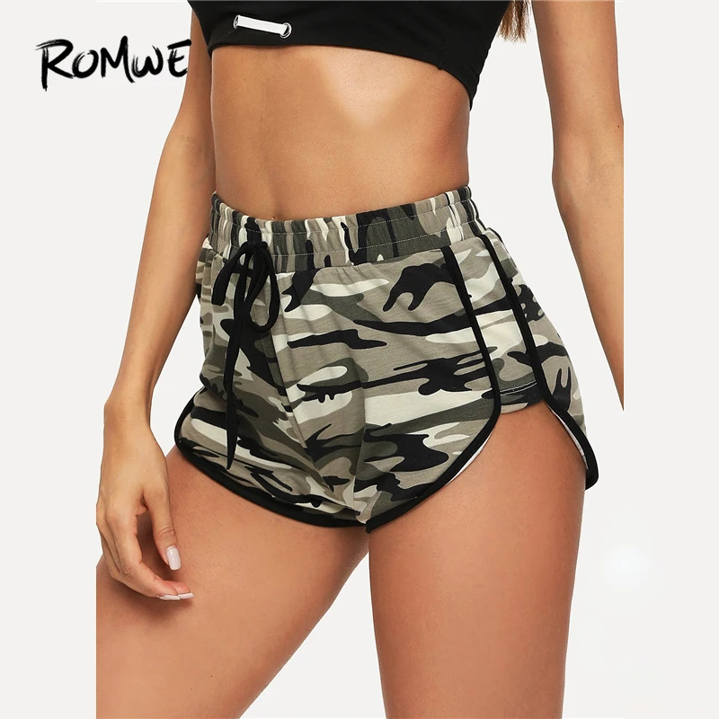 

ROMWE Contrast Binding Camo Print Short Women Workout Drawstring Elastic Waist Shorts 2019 Camouflage Mid Waist Summer Shorts