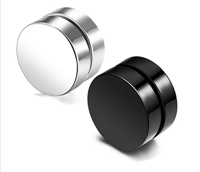 

Korean version iron-absorbing stone male Non Piercing titanium steel ear jacket punk false ear nail black magnet ear nail