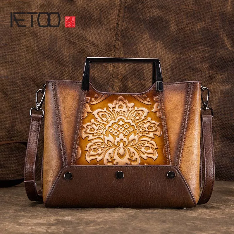 

AETOO new arrival genuine Leather retro handbag embossed hand-brushed suede cowhide fashion trend diagonal handbag