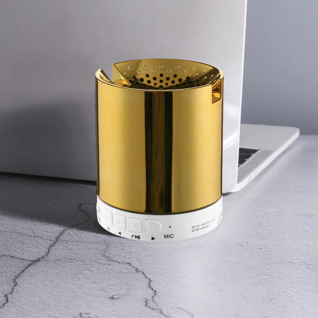 Портативный беспроводной мини динамик USB радио Fm Bluetooth пластиковый FM + с функцией