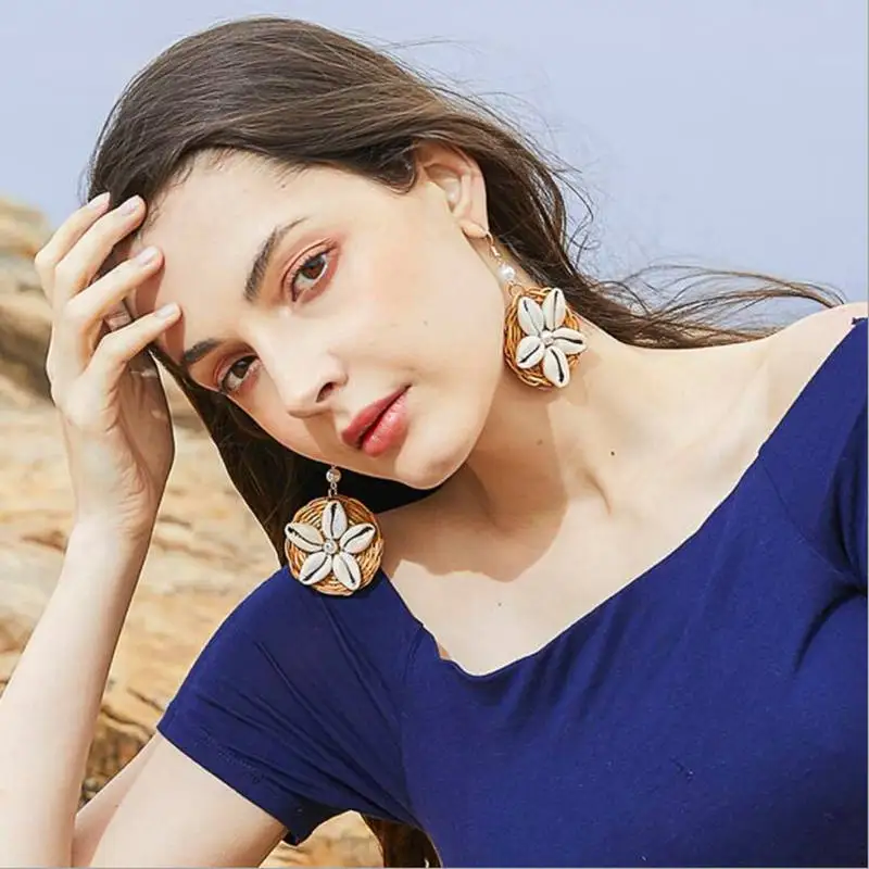 

New Bohemian Shell Lady Earrings Fashion Personality Hand-knitted Conch Rattan Earrings Ocean Wind Women's Jewelry