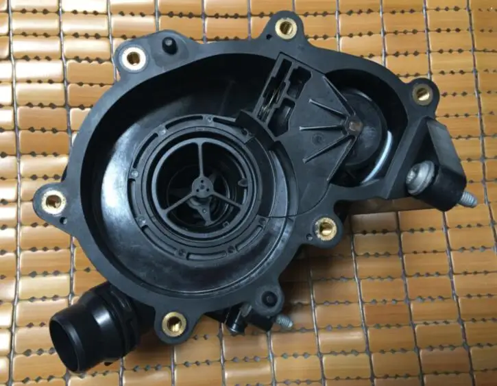 Thermostat and Housing for VW 2.0 06L12111H 06L121012A 06L121111F coolant regulator