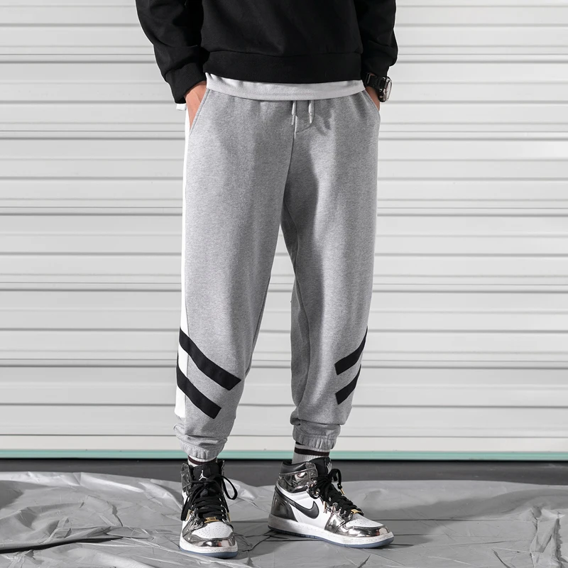 Брюки тренд 2019 весенние мужские joggings с эластичными манжетами спортивные штаны