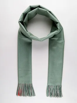 

Scarf with fringe and color block