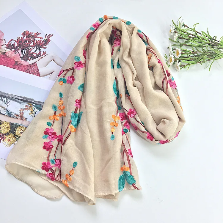 2018 Мода Цветочная вышивка шарфы и платки длинные хлопковые цветочной вышивкой платки Обёрточная бумага хиджаб глушитель 13 видов цветов