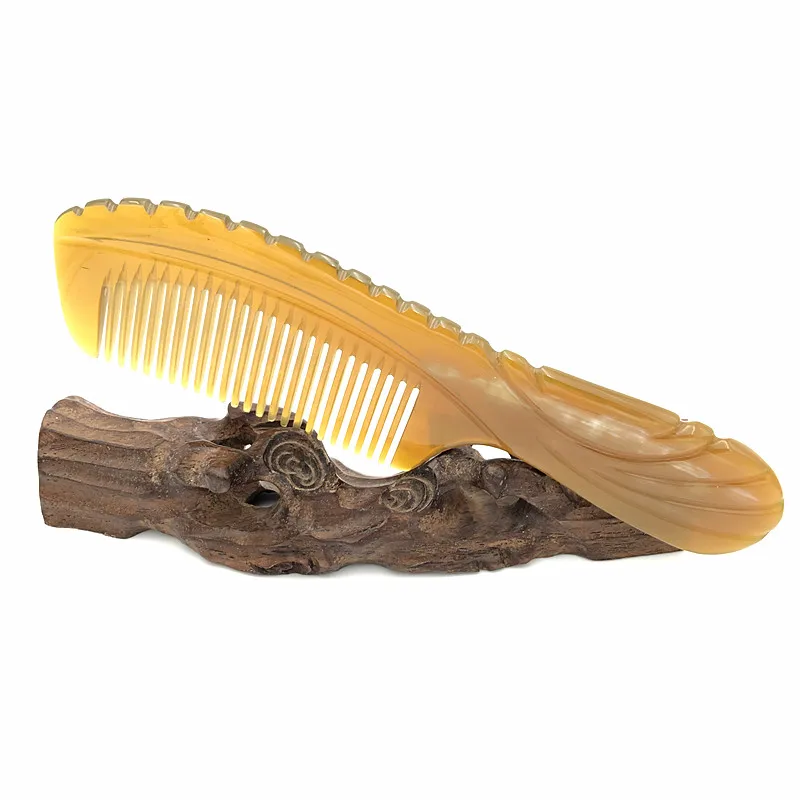 

Hand-made Boutique Carved Natural Yak Horn Comb Free Velvet Pouch Detangling Hair Brush Hair Care Accessories L-006
