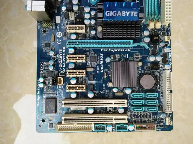 Б/у 770 AM3+ Материнская плата для Gigabyte GA-770T-D3L 770T-D3L DDR3 1333 1066 разъем AM3 Gigabit Ethernet