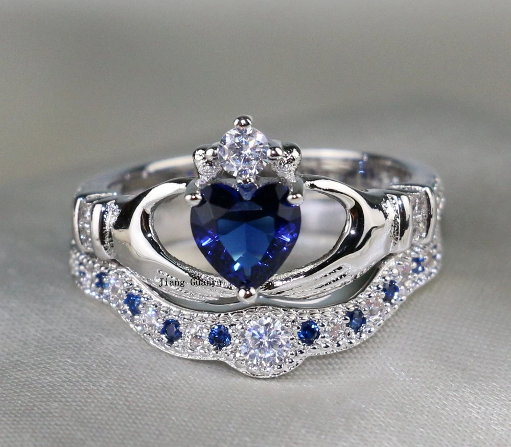 bague or blanc coeur bleu bague or blanc coeur bleu