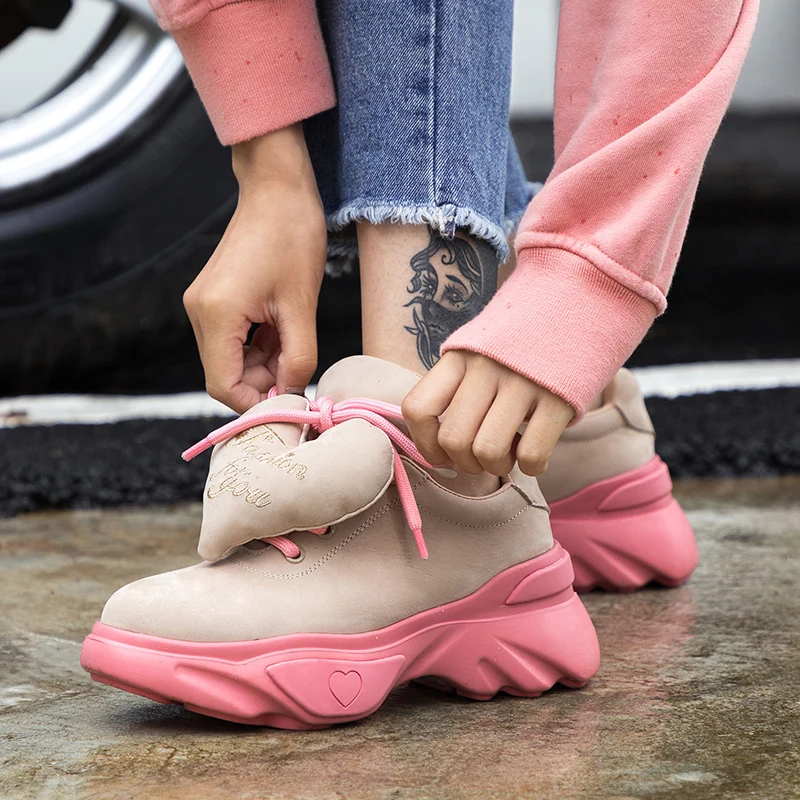 

Dilalula Fashion Hot Sale Genuine Cow Leather Sweet Sneakers Ladies Comfortable Casual Women Sneakers Woman