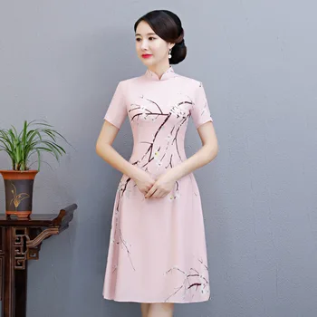 

Women Sexy Qipao Pink Slim NEW Satin Chinese Classic Dress Plus Size Floral Mandarin Collar Lady Cheongsam Show Clothing M-3XL