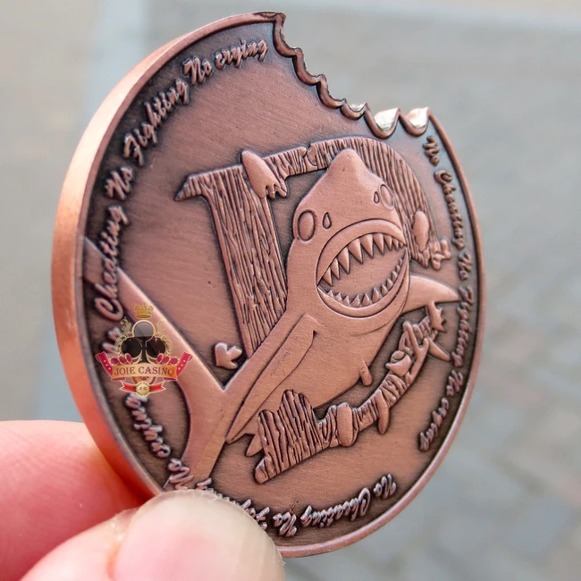 

Metal for Pressing Poker Cards Guard Protector No.115"shark" Poker Chips Souvenir Coins