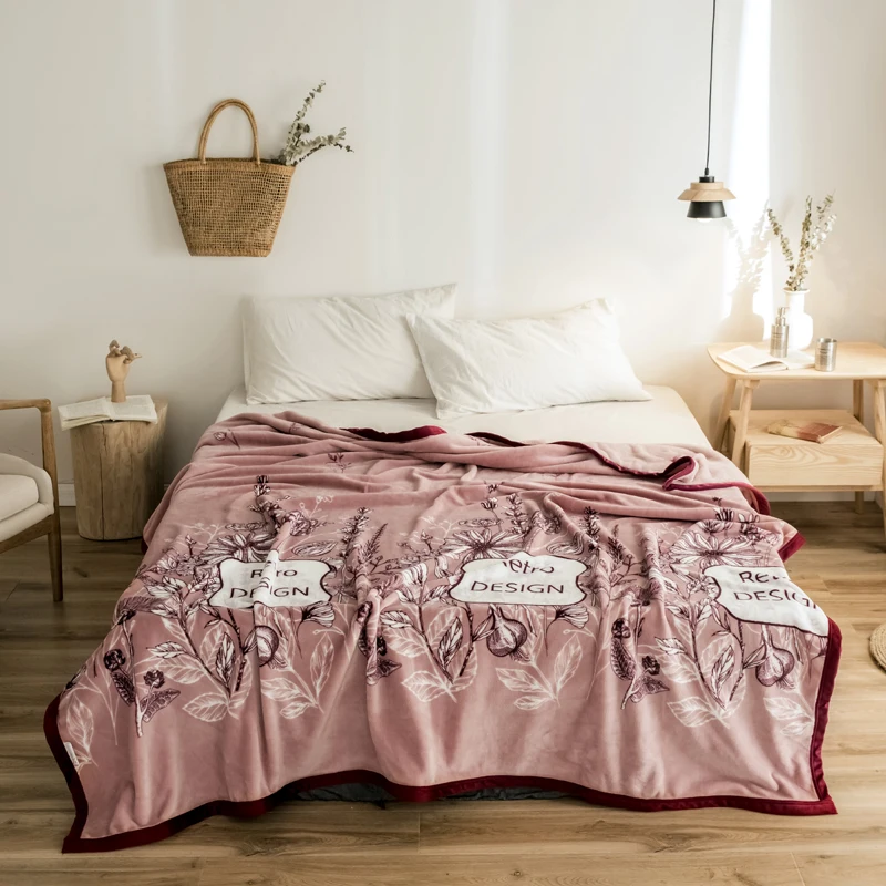 

High quality Thicken plush bedspread blanket 200x230cm High Density Super Soft Flannel Blanket to on for the sofa/Bed/Car