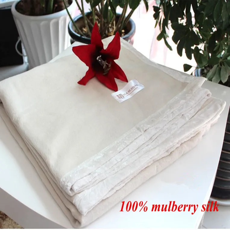 

Nature White Color 100% mulberry silk blanket Queen size 180 x 205 cm 1.5 kg on sale