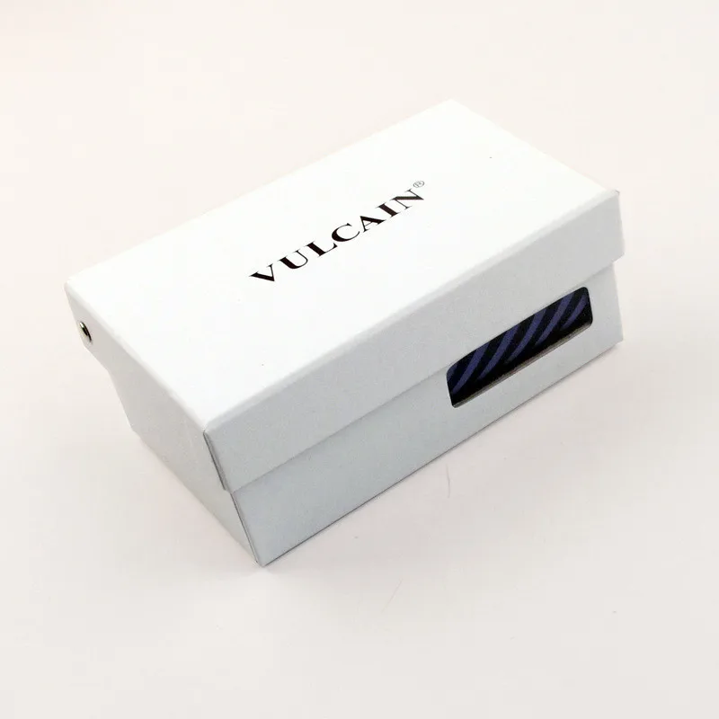 2056218605_888654352