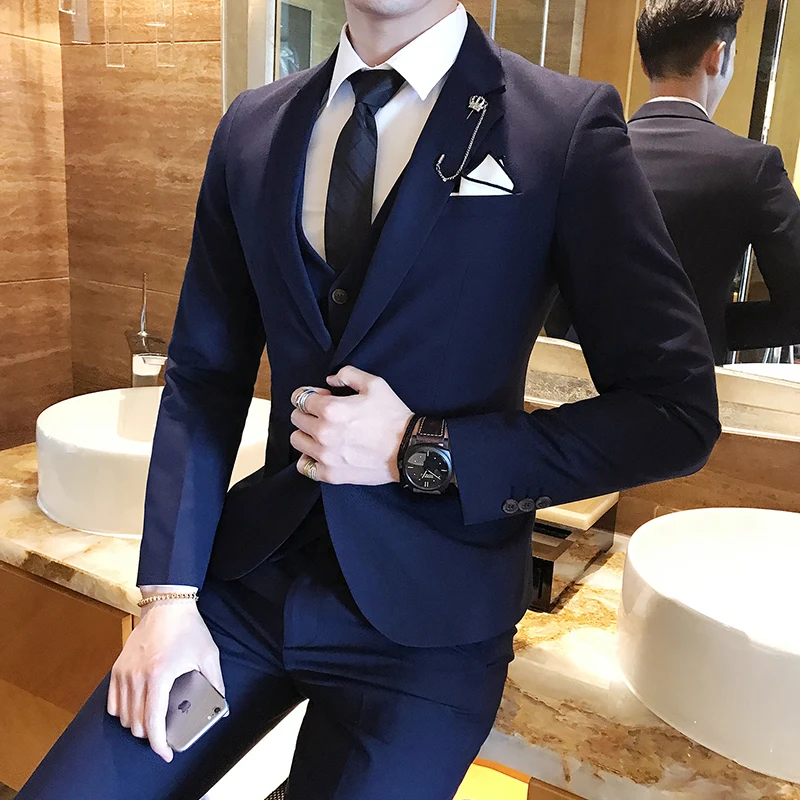 ( Jacket + Vests + Pants ) 2018 New Men's Gentleman England Solid Color Three-piece Business Wedding Dress Suits Men Formal Suit