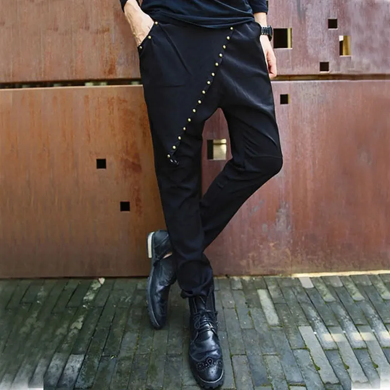 Корейский стиль мужские заклепки карандаш брюки черный Slim Fit шипованные шаровары юбка брюки для мужчин