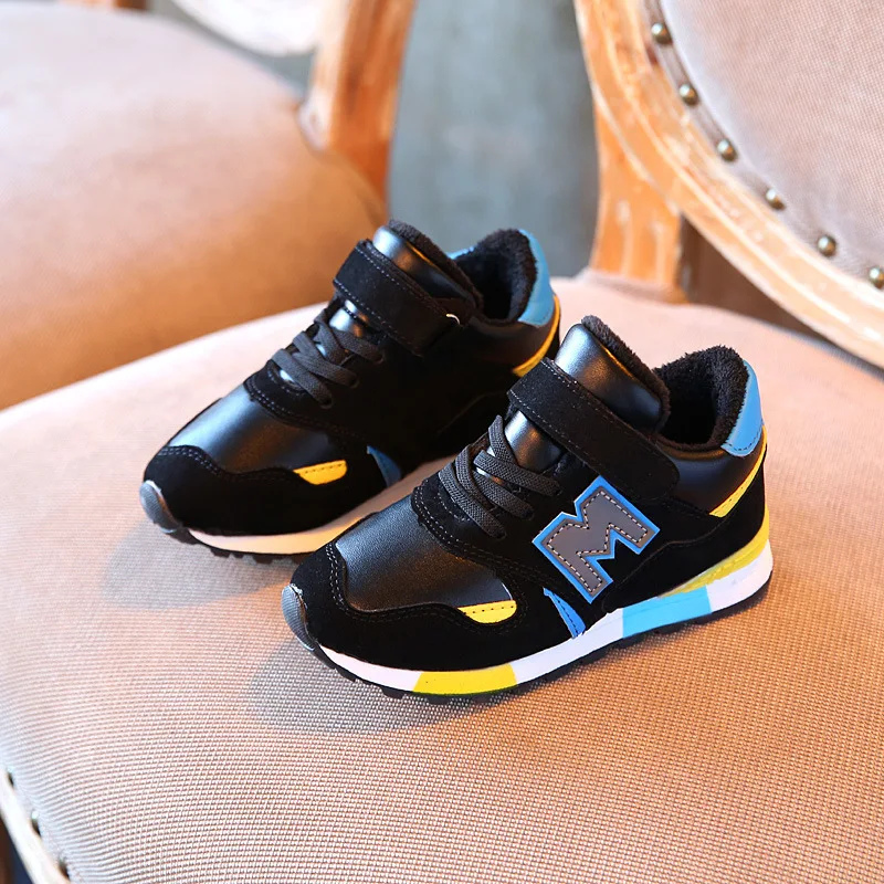 stylish sports shoes for boys