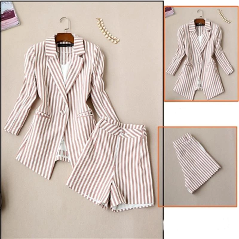 

Fashion striped suit female summer ew Korean version of the ladies seven-point sleeve striped suit jacket shorts two sets Women