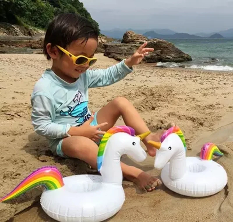 inflatable unicorn (10)