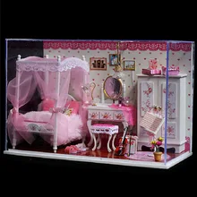 Деревянный DIY креативный Кукольный дом Светодиодная лампа розовый ручной работы ремесло украшение дома Семья головоломка подарок спальня скрипка принцесса комната Игрушка