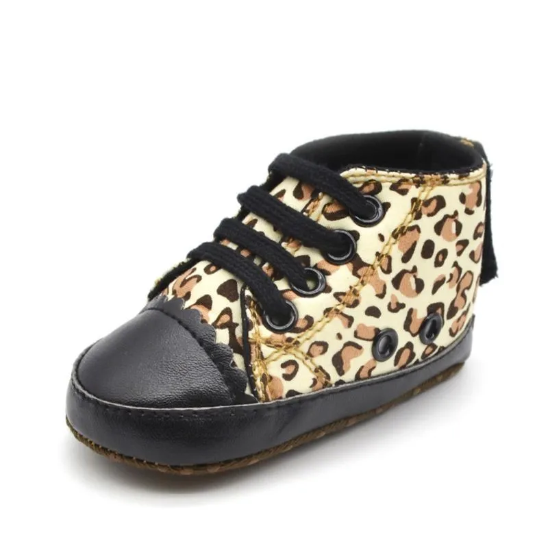 Симпатичные для маленьких девочек Обувь мягкое золото Sole шпаргалки Полосатые Обувь для маленьких малышей леопарда Обувь для малышей