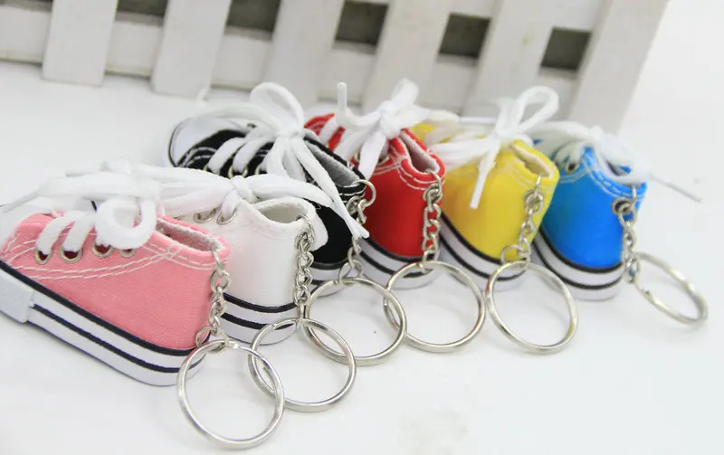 Mini 3D sneaker keychain canvas shoes key ring Tennis Shoe Chucks