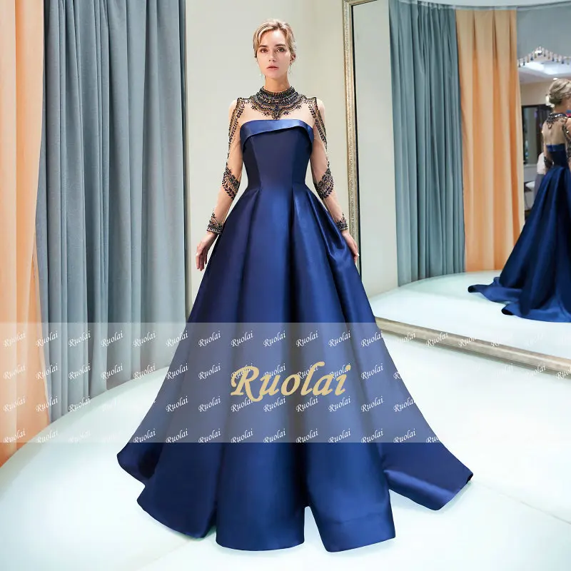 Red Satin Arabic Luxury Evening Dresses Long 2018 High Neck Long Sleeves Dubai Evening Gown Formal Party Dresses robe de soiree Red Satin Arabic Luxury Evening Dresses Long 2018 High Neck Long Sleeves Dubai Evening Gown Formal Party Dresses robe de soiree