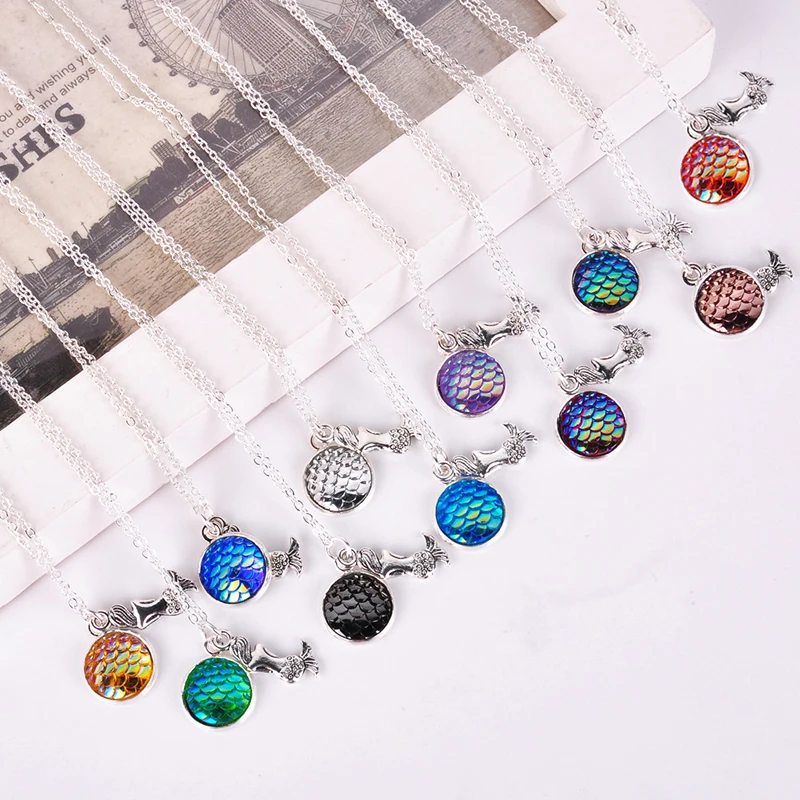 

SUMENG 2019 New Romantic 9 Colors Scale Mermaid Fish Color Scale Pendant Necklace Mermaids Necklaces For Woman Friends Vacation