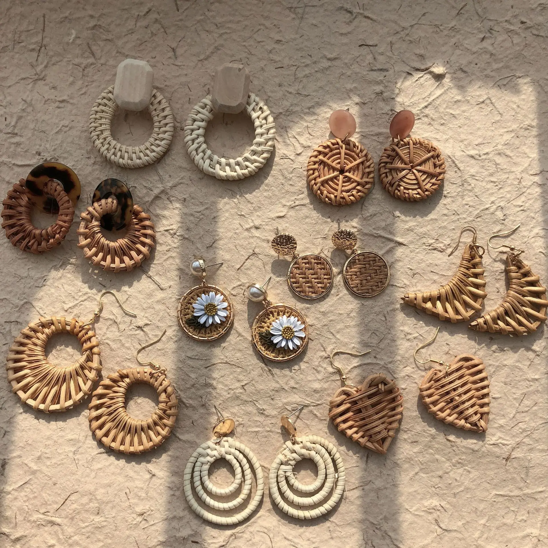 

SEDmaet Handmade Korean Wooden Rattan-woven Round Flower Drop Earrings for Women Bohemian Straw Big Vocation Beach Jewelry Party