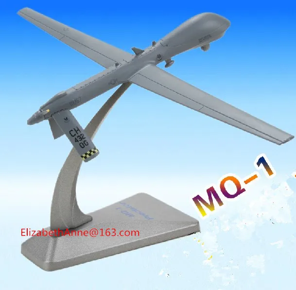 scale model 1/72 of the MQ 1 Predator Drone reconnaissance aircraft