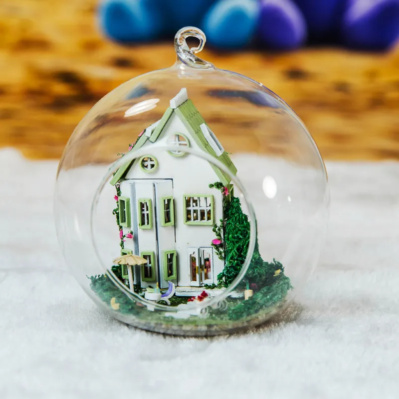 Green Forest Villa bola de cristal con Control de sonido, lámpara LED