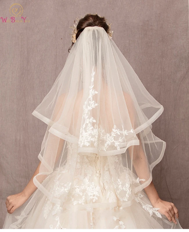 

Fingertip Length Wedding Veil White Appliques Two Layers Elegant Hot Sale Simple Custom Made Bridal Veil