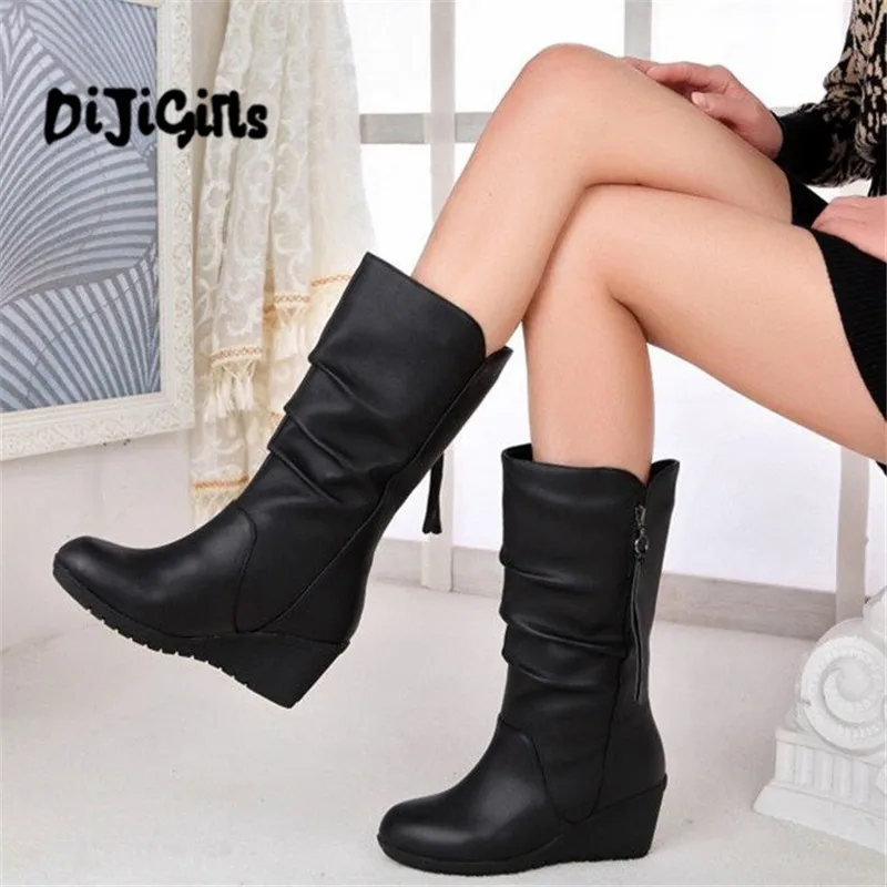 

HOT Autumn New Fashion Boots Wedges Round Head Boots Large Size European And American Women's Shoes Winter Fringe Size 42