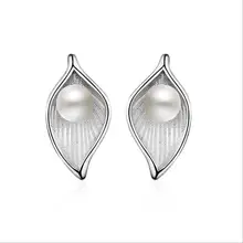 Высокое качество, модные имитация жемчуга лист цветок дешевые женские 925 серебро ladies'stud серьги оптом подарок