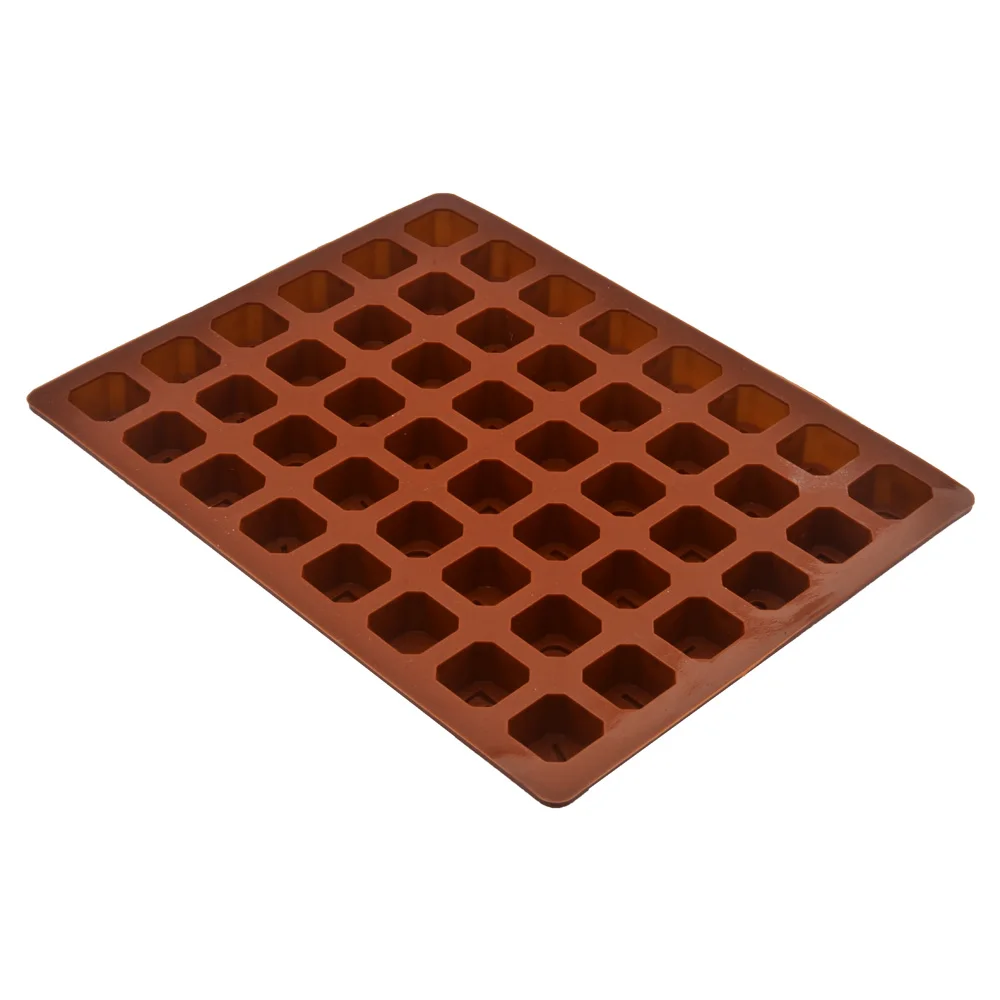 

2019 Silicone Forms English Alphabet Letters DIY Chocolate Moulds Silicone Ice Cream Molds Cube Tray - Random Color