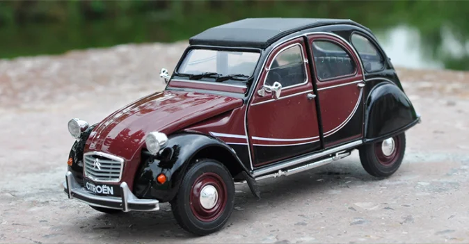 

We lly 1:24 Citroen 2CV 6 Charleston boutique alloy car toys for children kids toys gift Model freeshipping