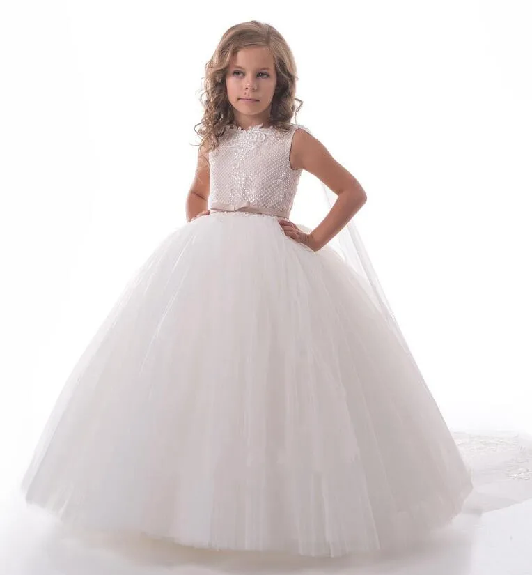 

2019 New Girls First Communion Dress White Ivory Lace Puffy Tulle O Neck Flower Girls Dresses for Wedding with Veil Custom Made