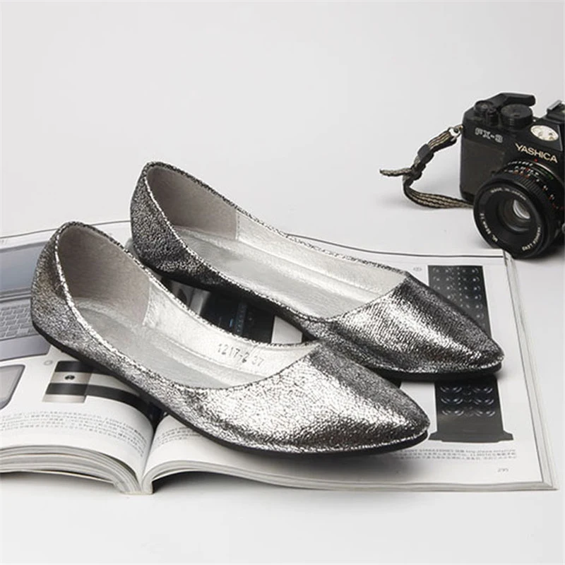 BEYARNE-Spring-Summer-New-Moccasins-Women-Casual-PU-Leather-Designer-Shoes-Ladies-Slip-On-Black-Silver (2)