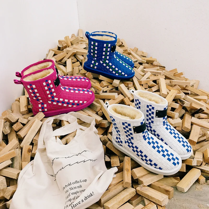 

2019 Brand Chic Women Shoes Hot Ankle Boots Winter Warm Snow Boots Short Booties Gingham Decor Women Flats Round Toe Slip On