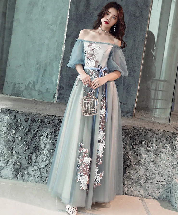 10421728315_758104418