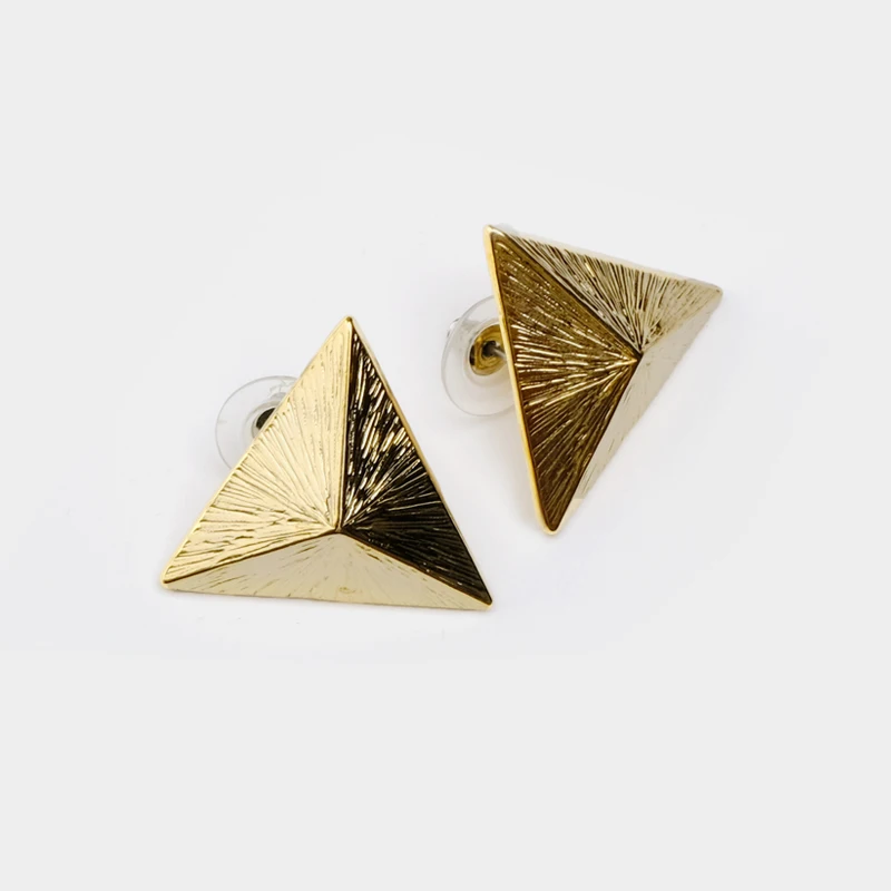 Дизайнерские серьги-гвоздики призмы