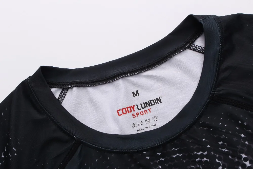 New Man Short Sleeve Sport Shirt Men Quick Dry MMA T shirts Compression Tights Men 3d Prints Tee Tops Gyms Bodybuilding Rashgard