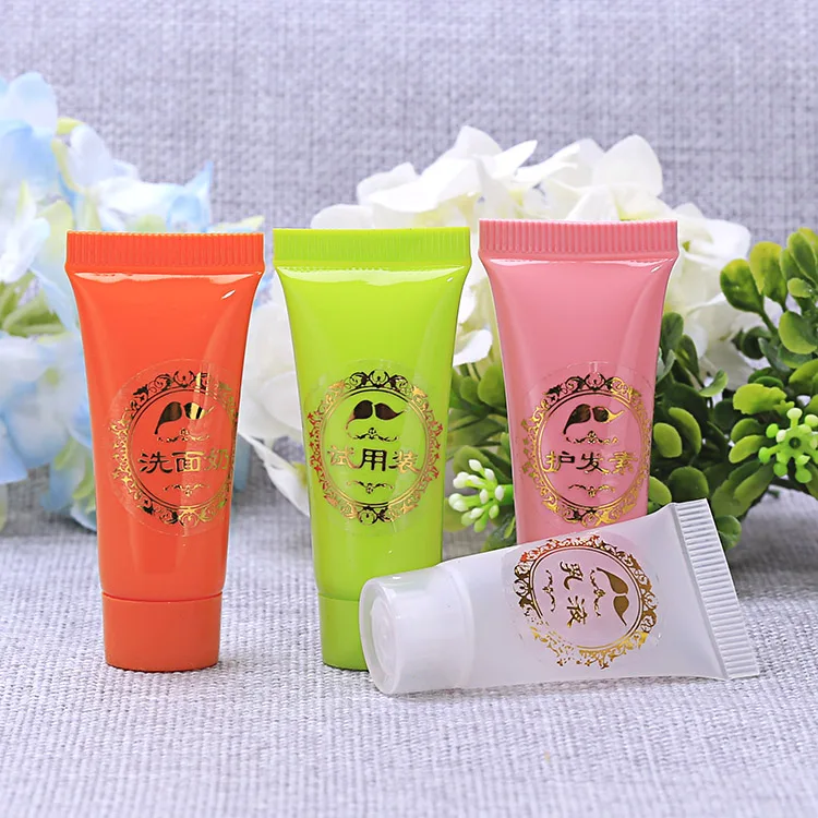 маска для лица в тюбике. маска-пленка для лица с муцином улитки. маска для лица в коричневом тюбике. Matrix зеленый крем для волос. маски тюбик.