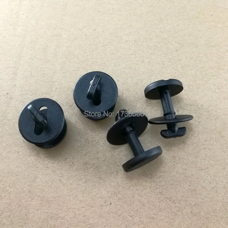

100PCS Fastener Twistlock Locking Clips Carpet Floor Mat Linning 82119410191 For BMW E36 E46 E38 E39 Series 3 5 7 8 X3 X5
