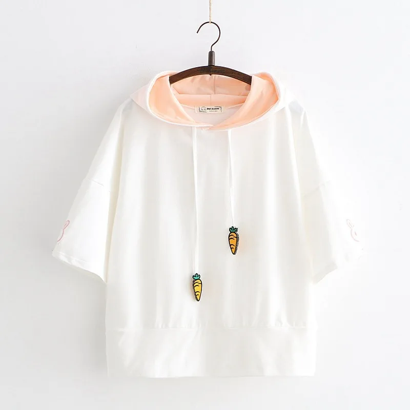 

Japan Mori girl summer new sweet lovely top Hooded collar Cartoon rabbit embroidery Tether carrot Sleeve Female T-shirt