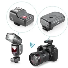 Neewer 4 Канала Беспроводной Пульт Дистанционного Триггера Радио с Приемником PC для Canon, Nikon, Вспышки Yongnuo
и Других с Универсальным Горячим Башмаком