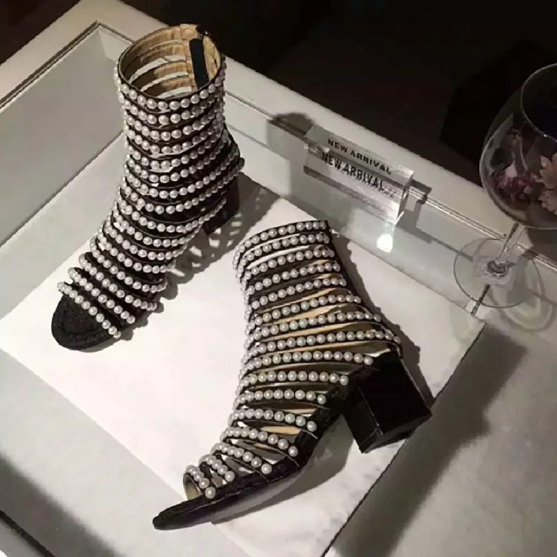 

2019 new fish mouth pearl boots boots European and American Roman style explosions large size sandals